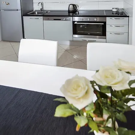 Znjan 게스트하우스 3*