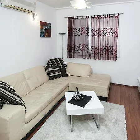 Znjan Beach Guest house Split