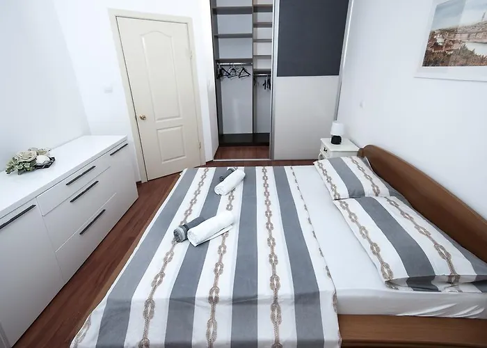 Znjan בית הארחה